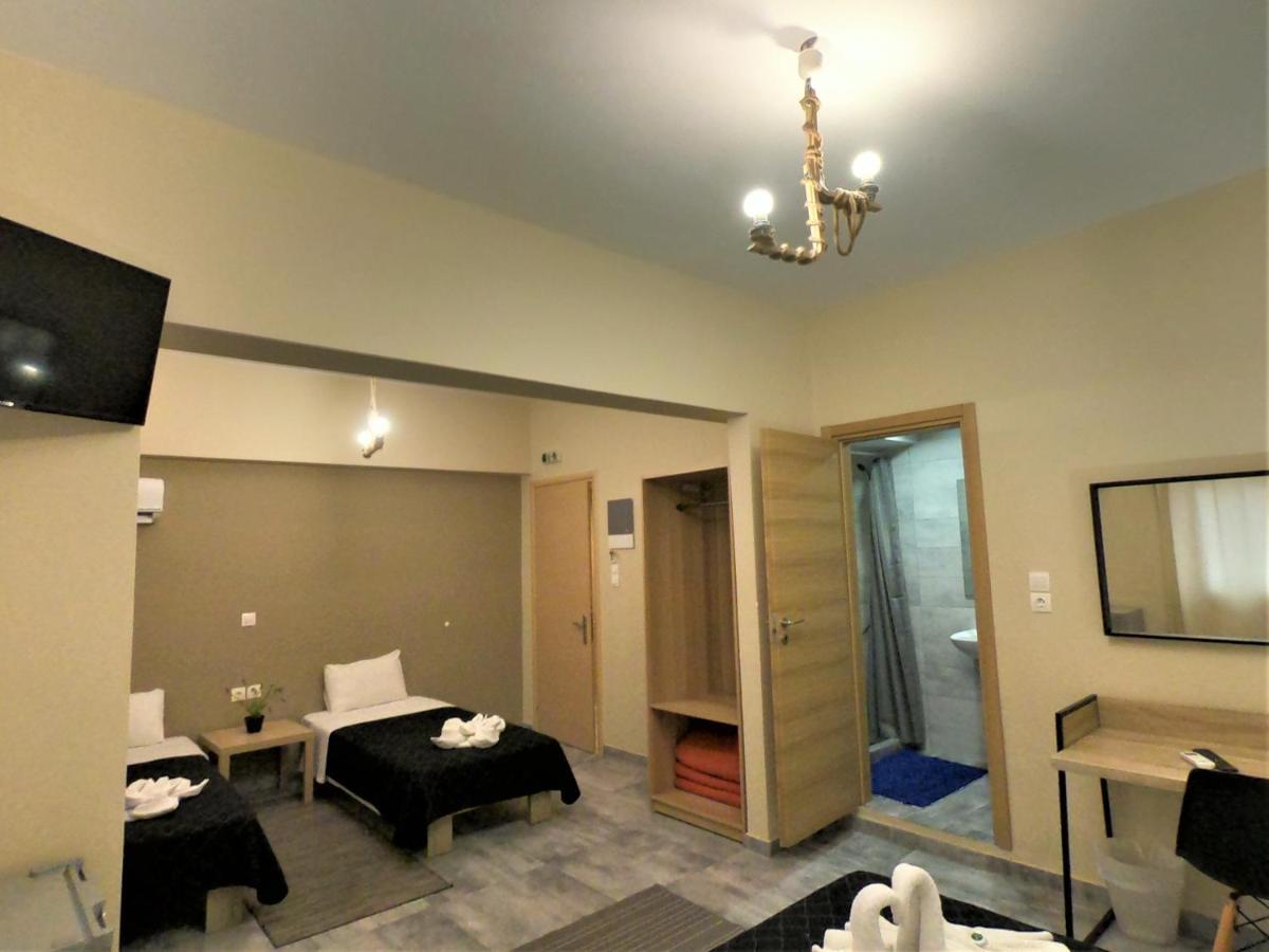 Achillion Hotel פיראוס מראה חיצוני תמונה