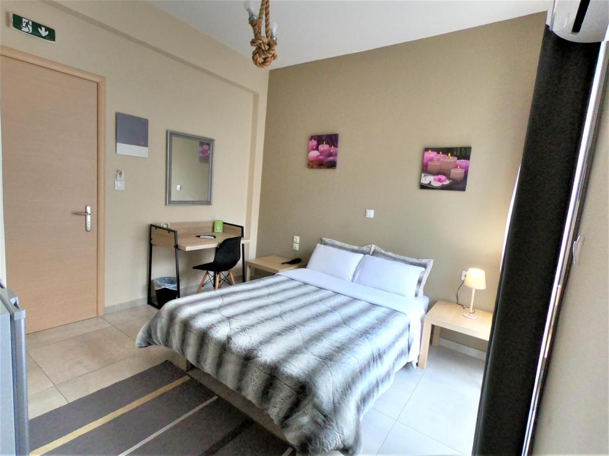 Achillion Hotel פיראוס מראה חיצוני תמונה