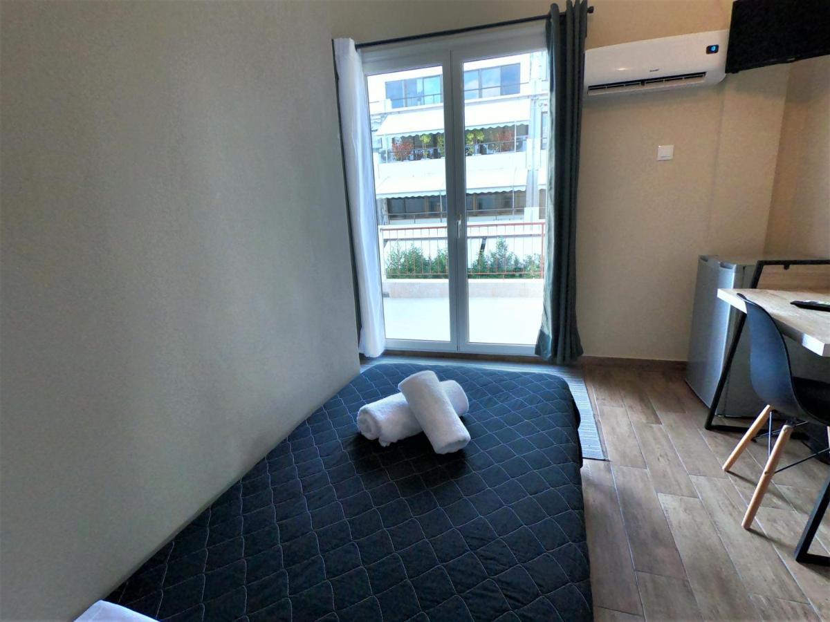 Achillion Hotel פיראוס מראה חיצוני תמונה