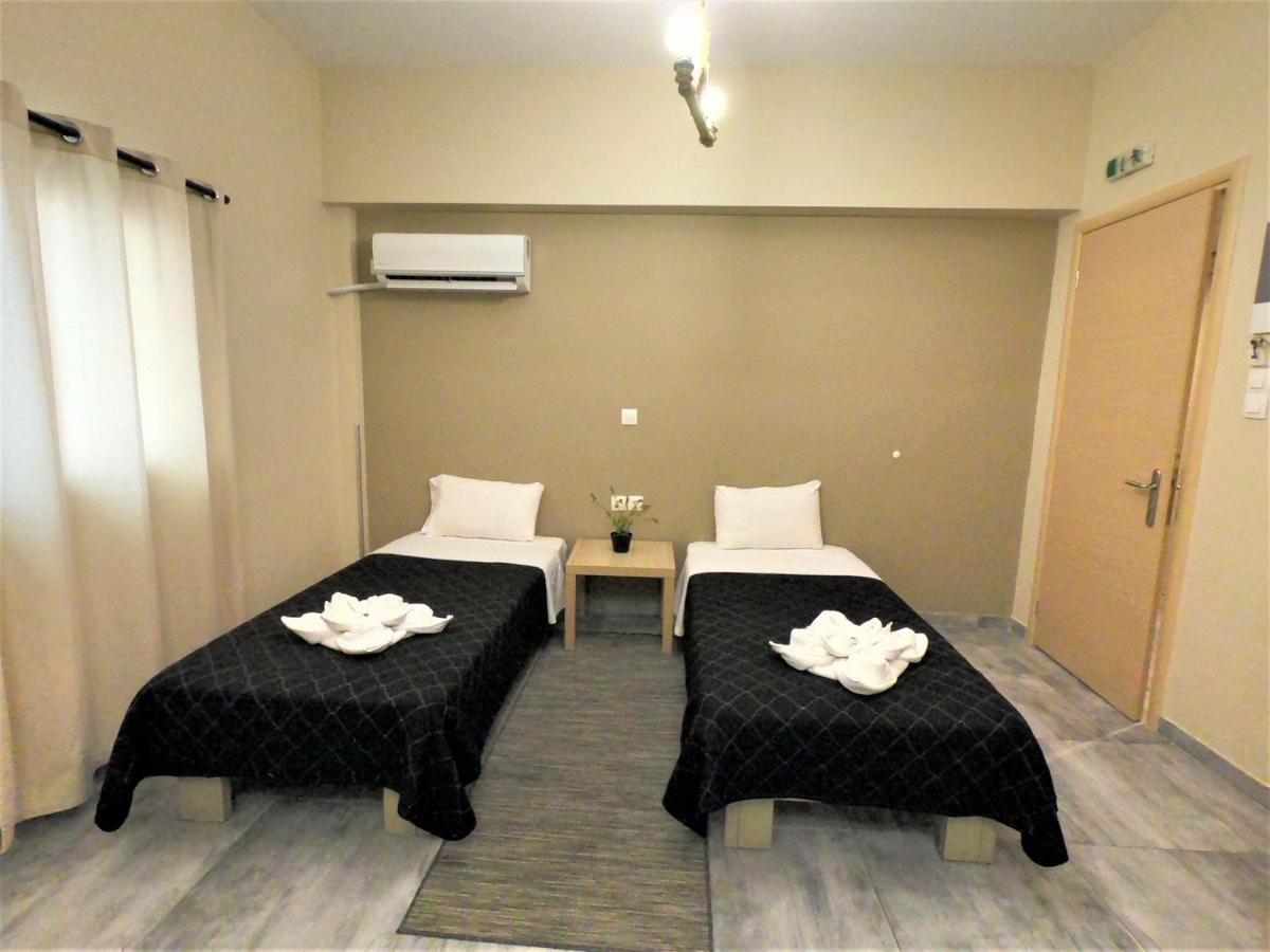 Achillion Hotel פיראוס מראה חיצוני תמונה