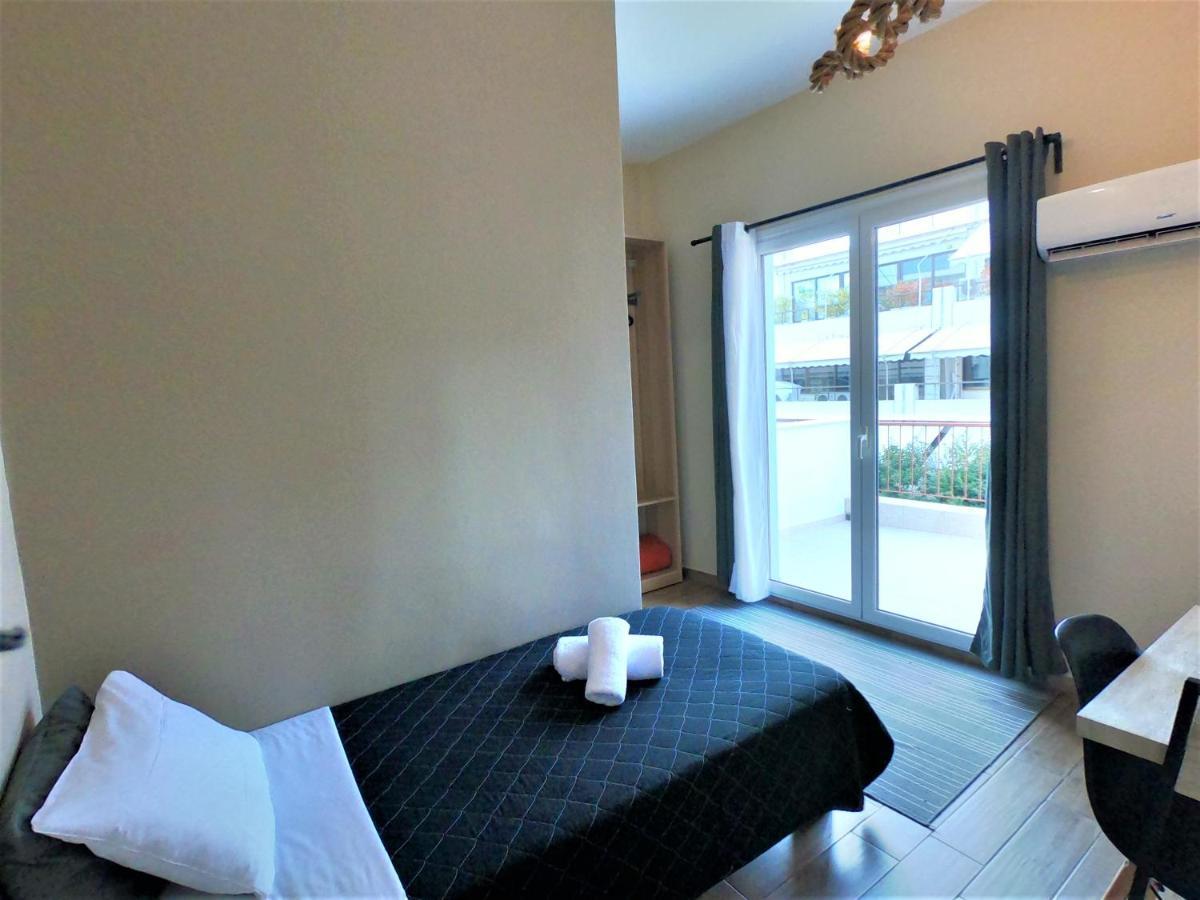 Achillion Hotel פיראוס מראה חיצוני תמונה