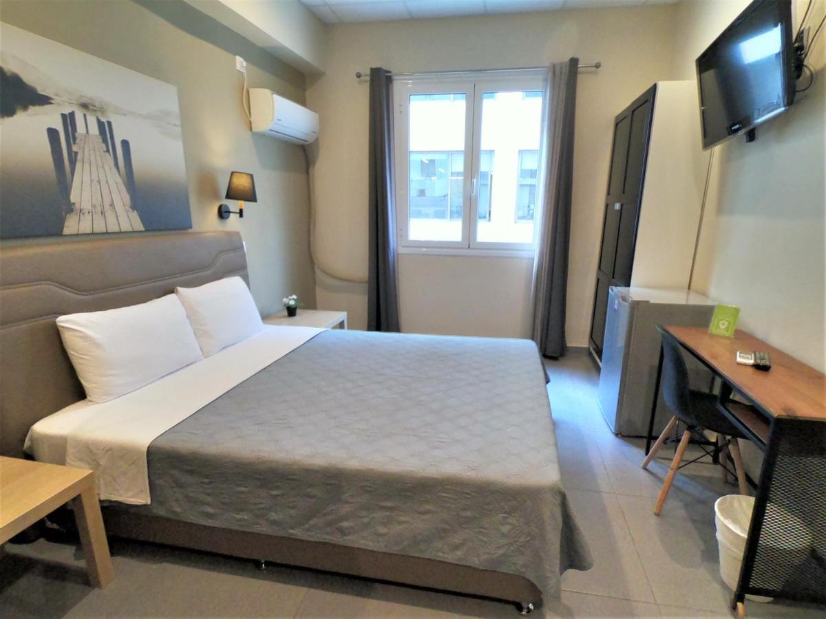 Achillion Hotel פיראוס מראה חיצוני תמונה
