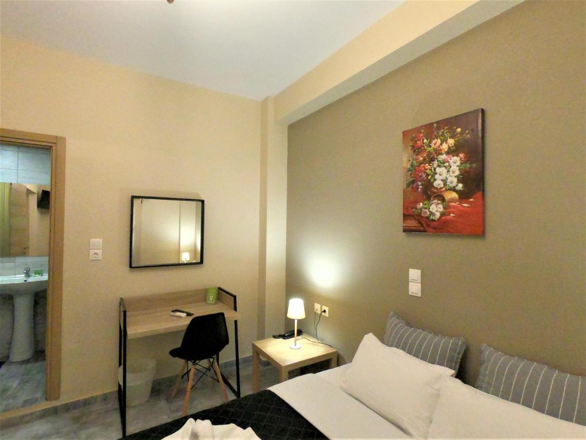 Achillion Hotel פיראוס מראה חיצוני תמונה