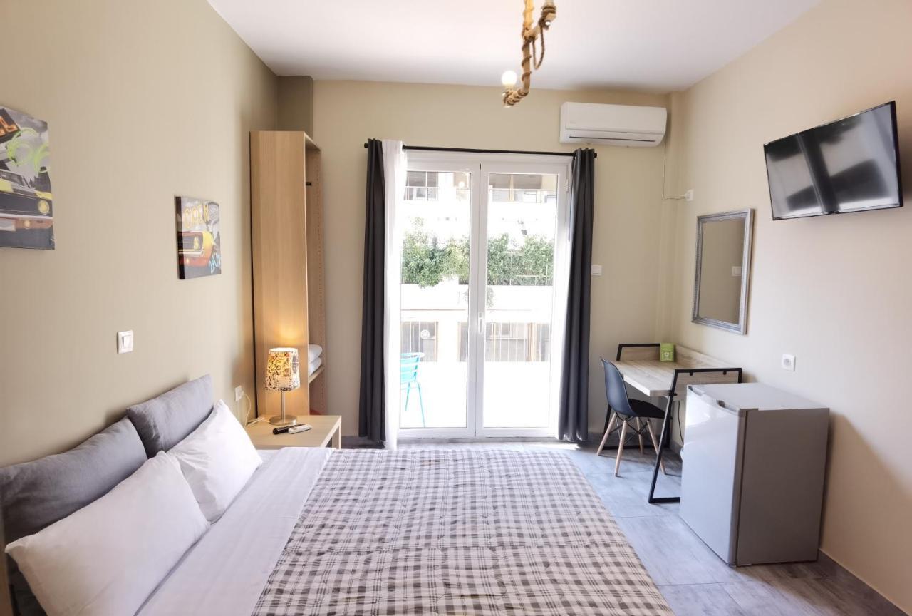 Achillion Hotel פיראוס מראה חיצוני תמונה