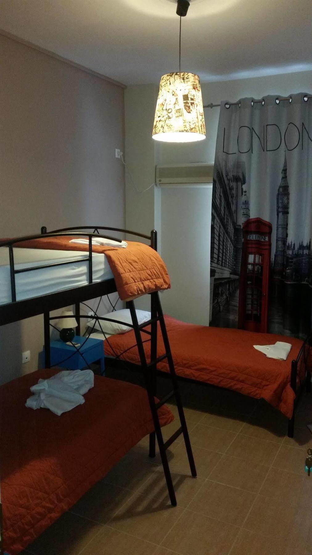 Achillion Hotel פיראוס מראה חיצוני תמונה