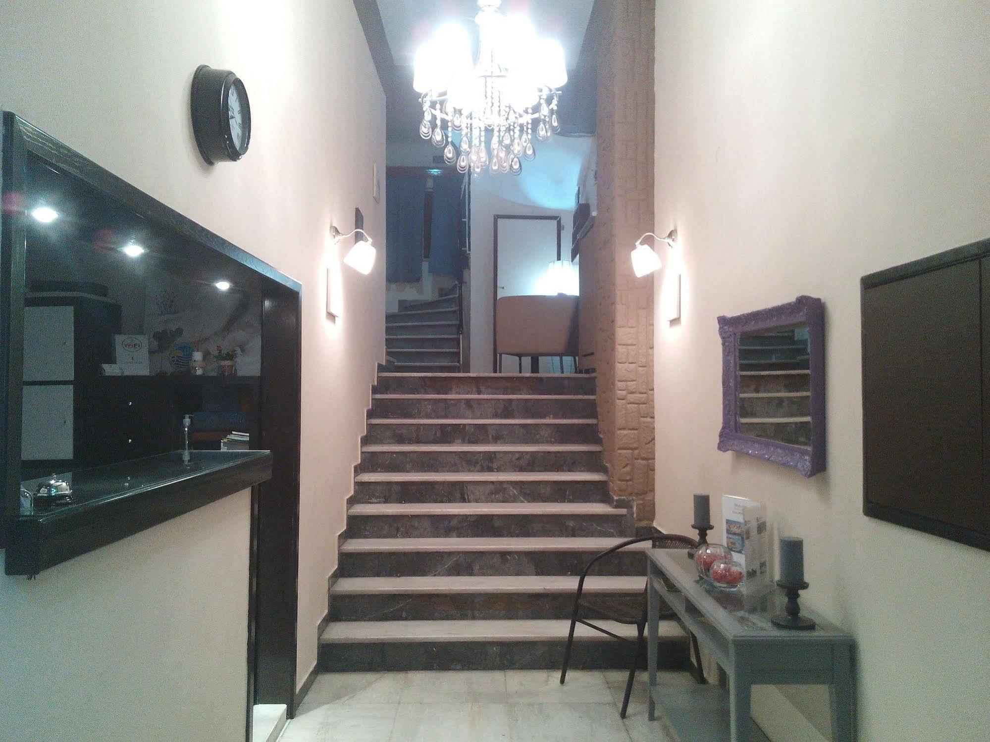 Achillion Hotel פיראוס מראה חיצוני תמונה